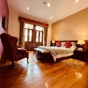https://casa-sucre.cuenca-hotels.com